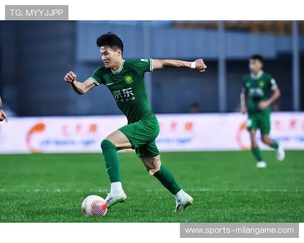 大连英博林良铭点球破门，球队保级关键三分